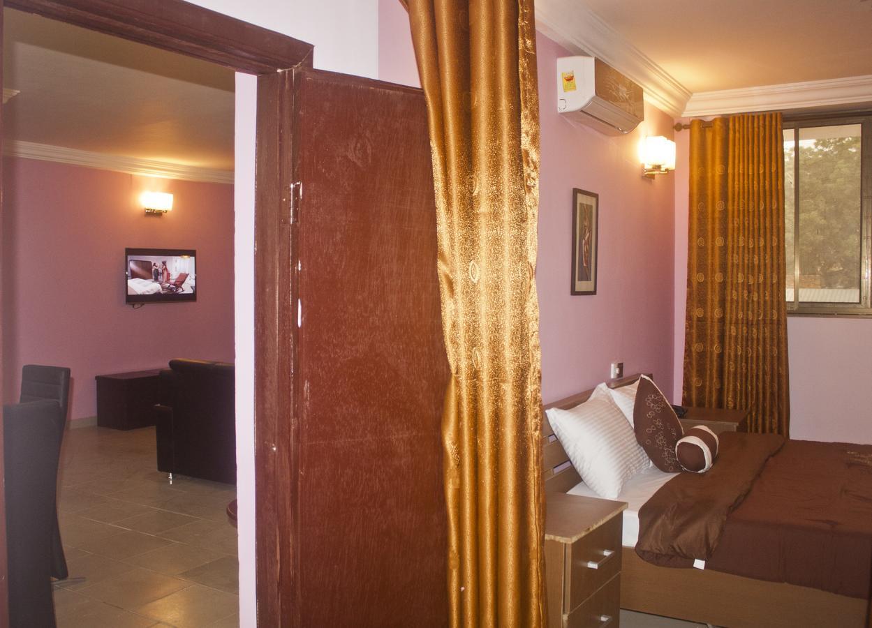 Consir Executive Lodge Άκρα Εξωτερικό φωτογραφία